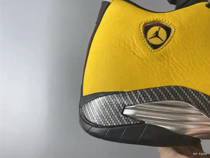 1st Kicks RETRO AIR BQ3685-706 UNIVERSITY GOLD 14 JORDAN 0531